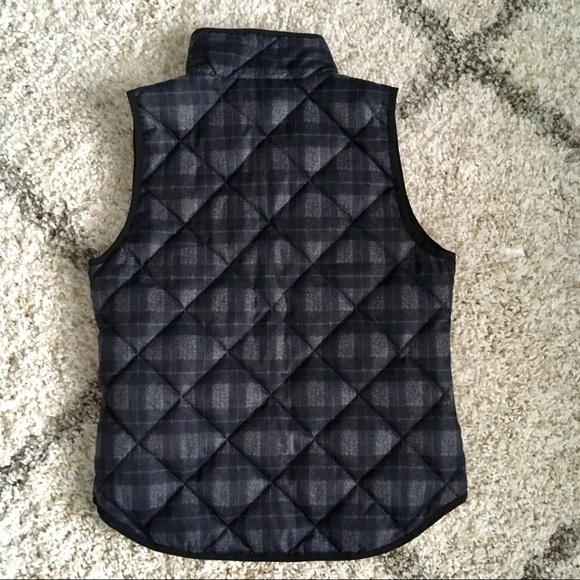 (SOLD) J. Crew excursion vest NWT - Picture 5 of 5